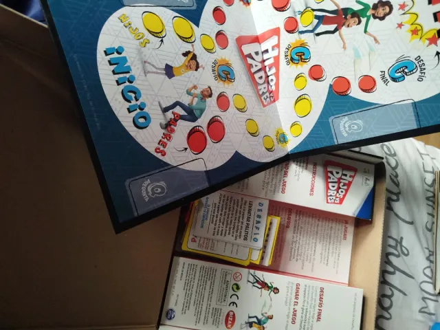 Juego de mesa Hijos vs Padres Bizak