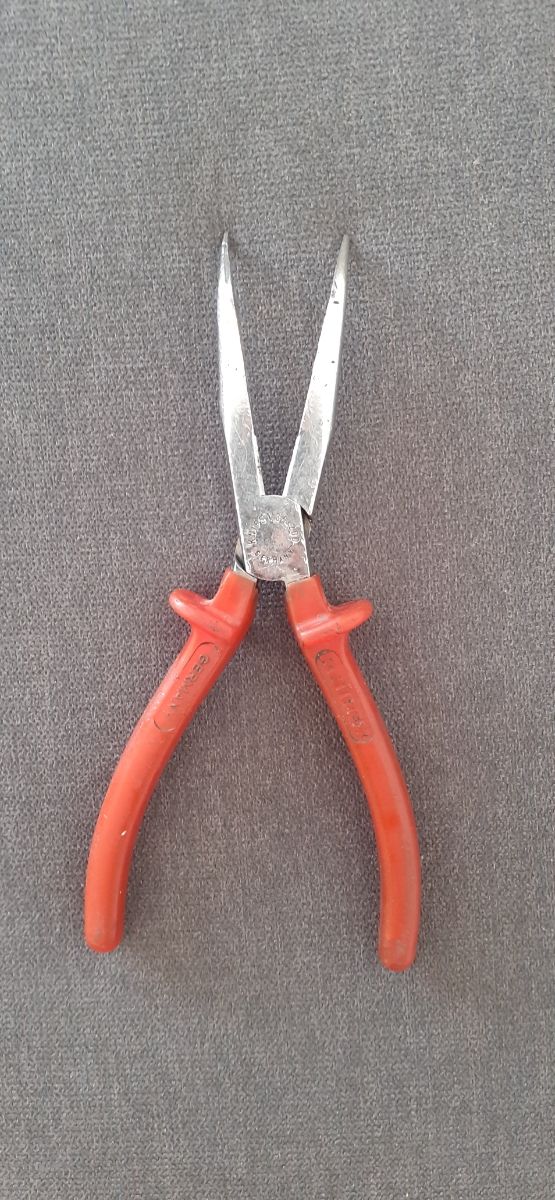 Alicates de punta curva Knipex