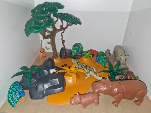 Diorama Playmobil Animales Safari
