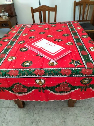 Tovaglia natalizia con 6 tovaglioli