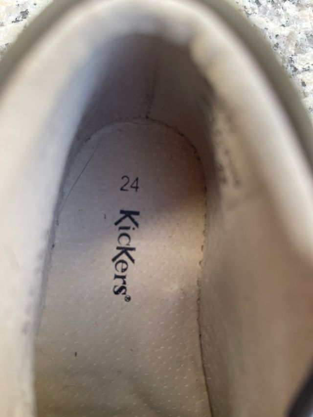 Botas Kickers talla 24