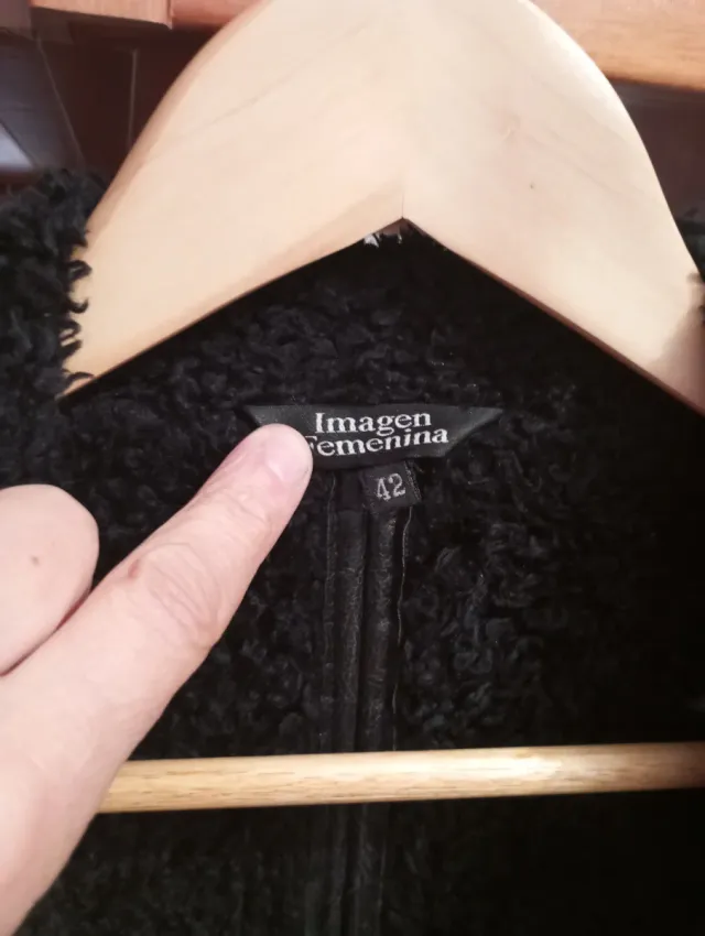 Abrigo piel y borreguito negro