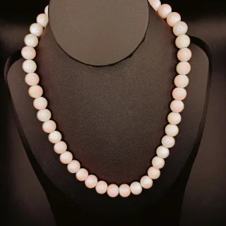 Collana simil corallo rosa con gancio dorato