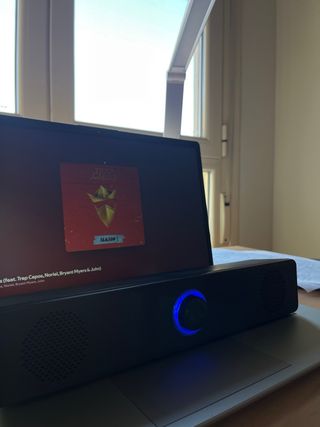 Barra de Sonido JBL Negra y Azul