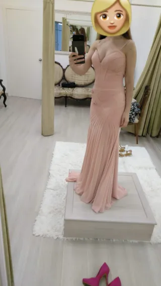 Vestido de fiesta rosa María Salas