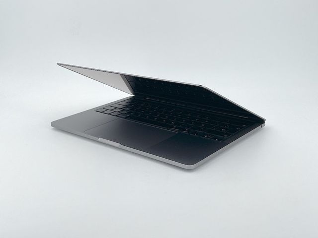 MacBook Pro 13" M1 (2020) 8 CPU/8 GPU núcleos - SSD 256GB - 8GB RAM - Gris Espacial