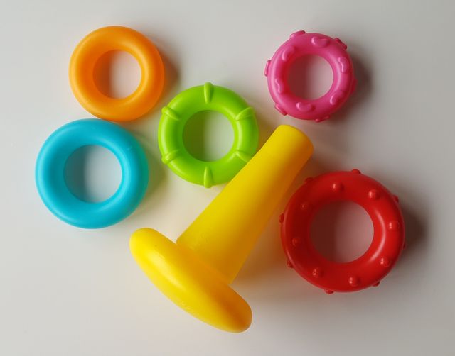 Cubo puzle de juegos y colores + Pirámide aros