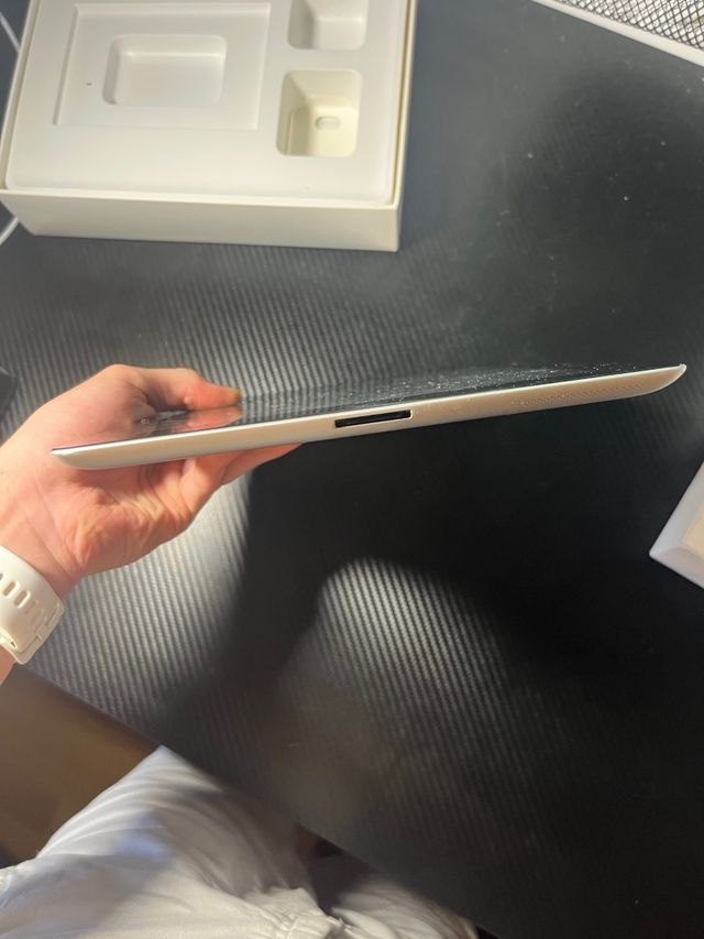 iPad 2 16GB 3G (2012) - Negro/Plata