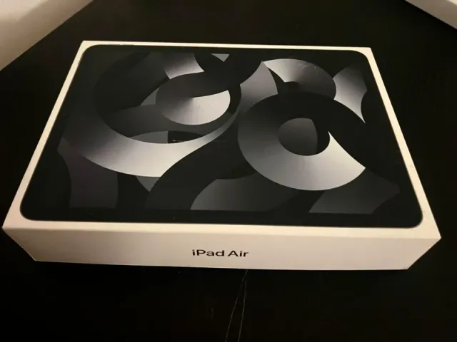 Apple Ipad Air 5 10,9"Wi-Fi 64GB Space Grey boxato