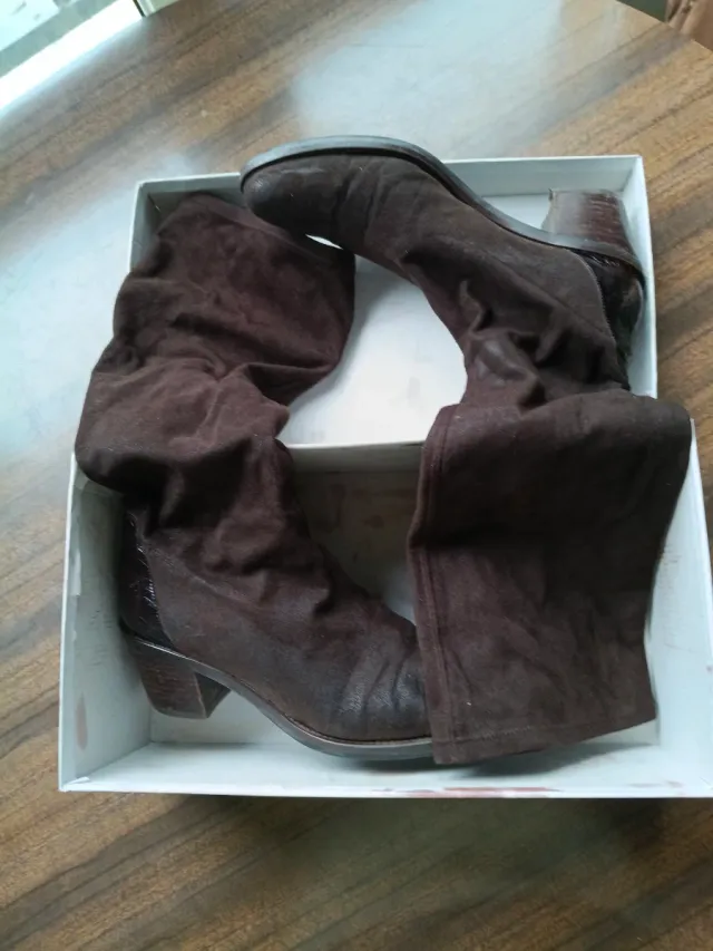 Botas Gamuza Lana Vino Talla 38