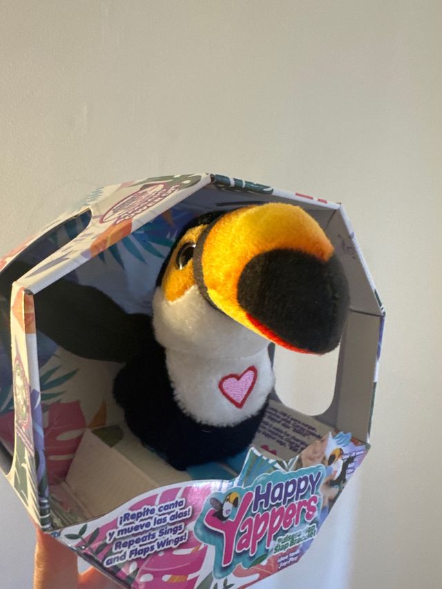 Happy Yappers Tucán Peluche Interactivo