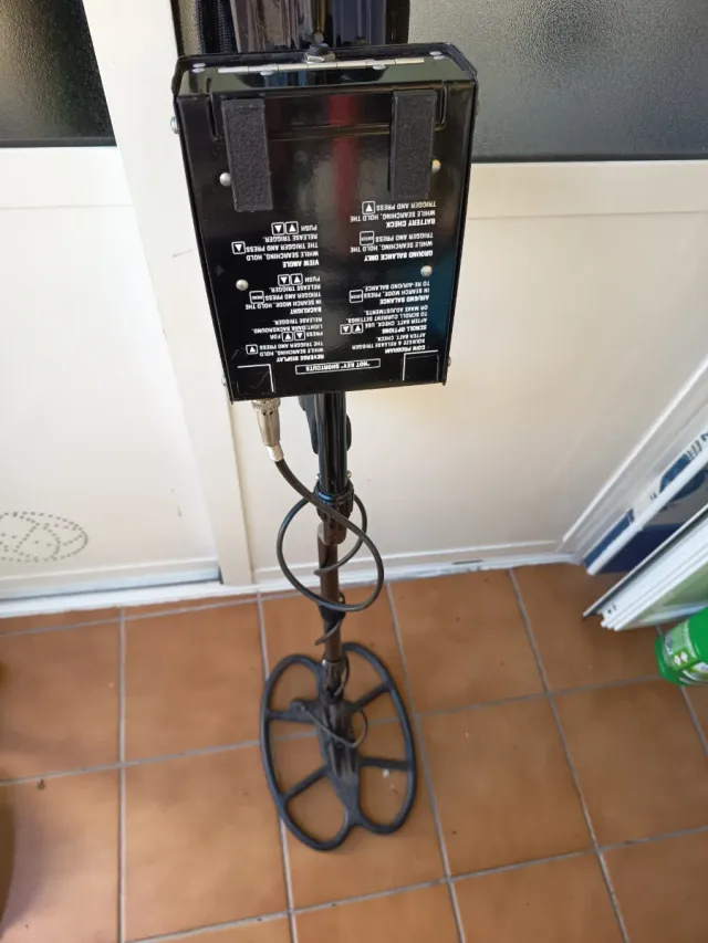 Detector de metales White's Spectrum DFX