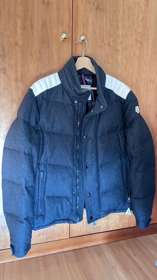 Chaqueta Moncler corta hombre gris marengo/blanco