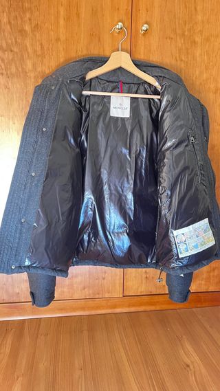 Chaqueta Moncler corta hombre gris marengo/blanco