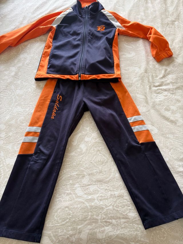 Chándal Colegio Saldaña Azul Naranja talla 6