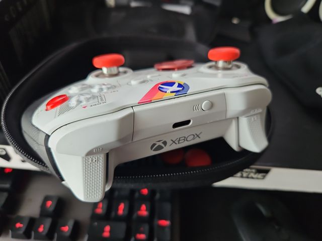 Mando Xbox Élite Series 2 Starfield