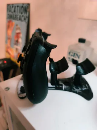 Supporto Joystick PS4 Personalizzato