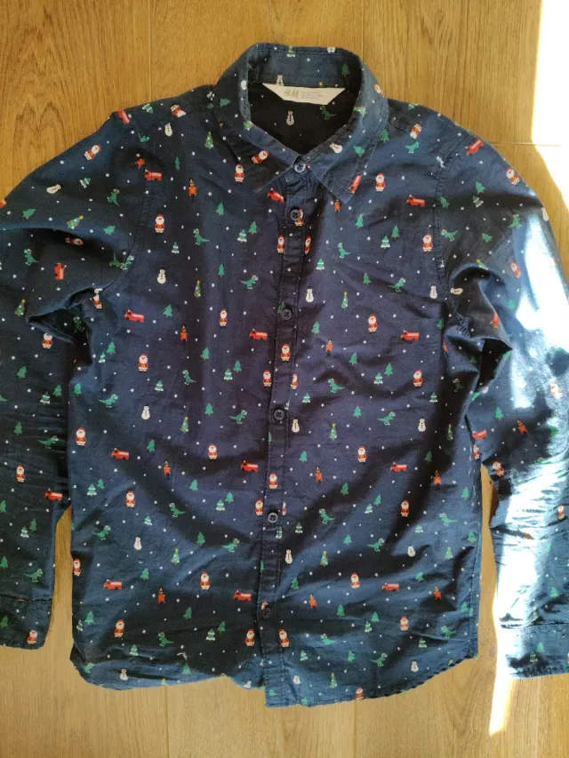Camisa motivos navidadeños H&M. T 9 /10 años 140 c