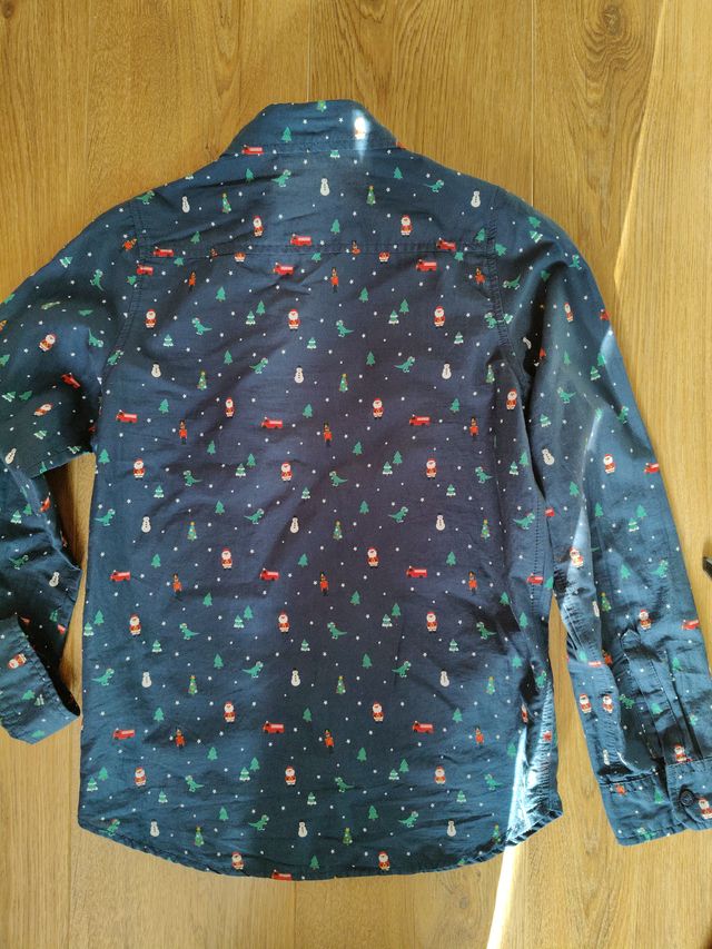 Camisa motivos navidadeños H&M. T 9 /10 años 140 c
