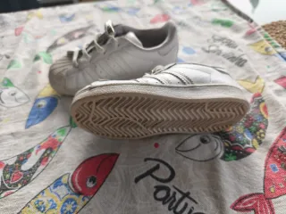 Tênis Adidas Superstar Branco Criança