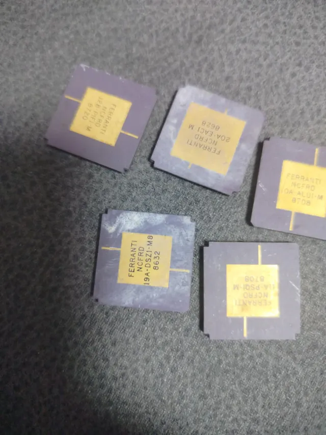 Lote 5 Chips Cerámicos Ferranti Vintage