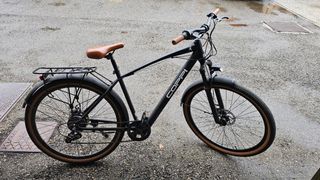 Bici elettrica uomo 28 ammortizzata