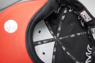 Gorra New Era 59FIFTY White Sox Negra