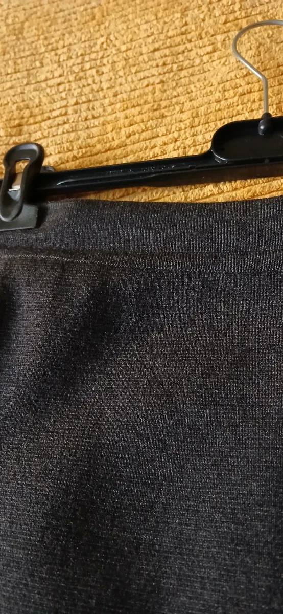 2 gonne in maglia pesante di lana