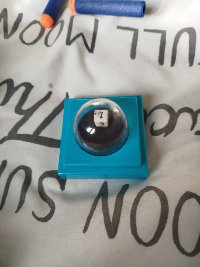 Dado con números 1, 2, 3