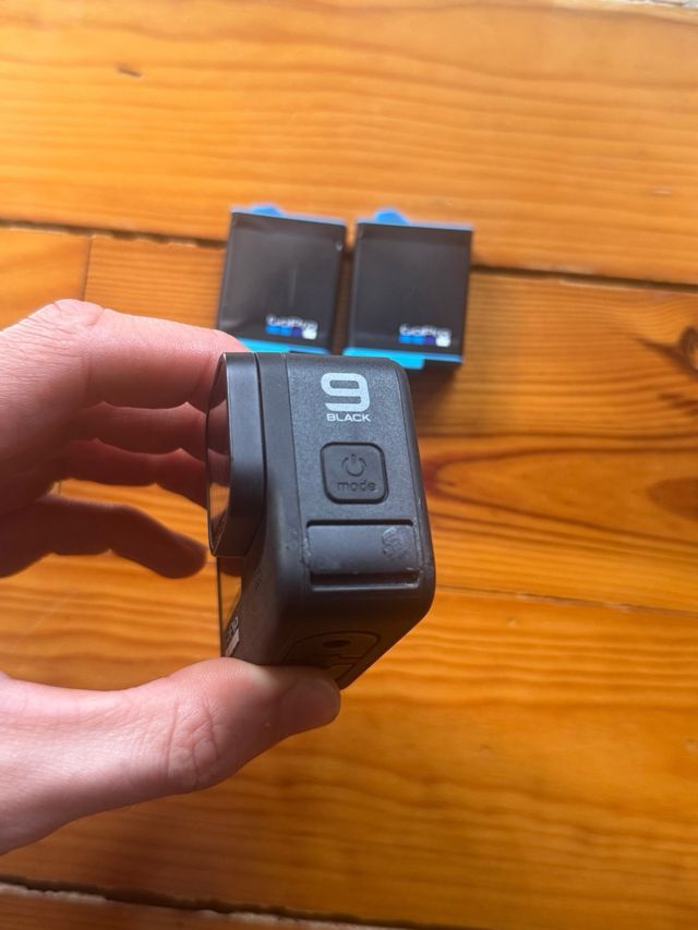 GoPro Hero 9 Black + 2 Baterias