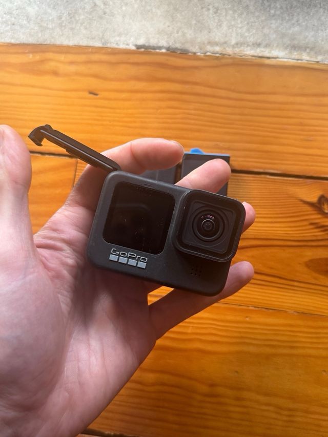 GoPro Hero 9 Black + 2 Baterias