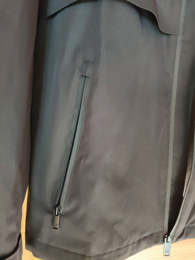 Cazadora Dockers Talla S Negra con capucha