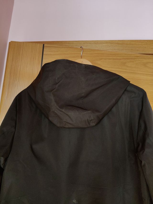 Cazadora Dockers Talla S Negra con capucha