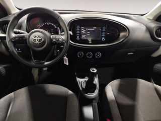 Toyota Aygo X Cross 1.0 Play