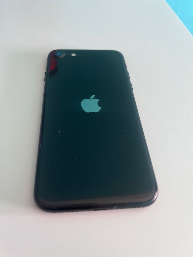 iPhone SE 2020 piezas