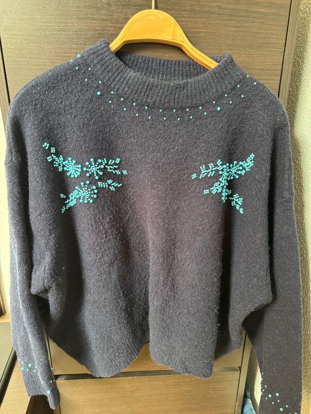 Jersey de Lana Azul con Perlas