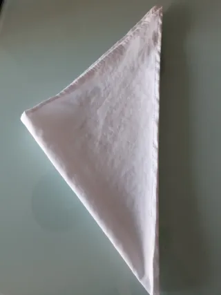 Pañuelo grande tipo bandana blanco 80x30cm Saucony