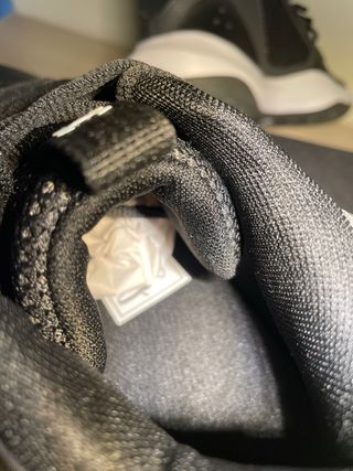 Zapatillas Under Armour Negras Blancas