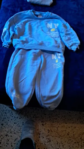 Conjunto chándal talla 3-4 niño