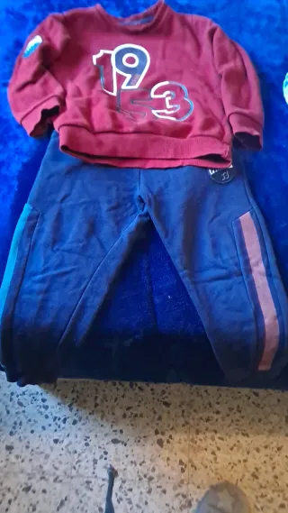 Conjunto chándal talla 3-4 niño