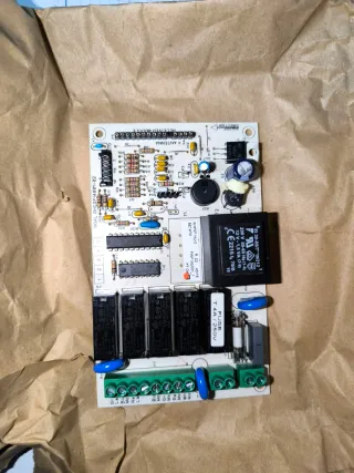 Módulo Electrónico Campana Whirlpool/Ikea/Indesit/