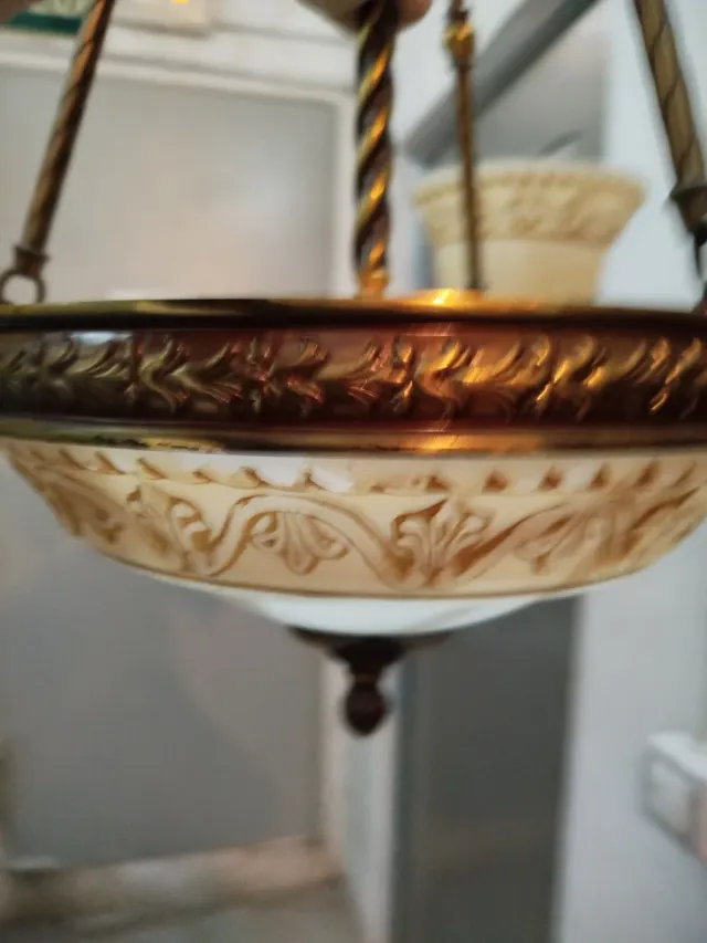 Lámpara de techo de cristal y metal