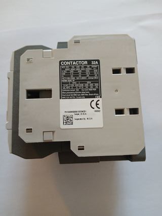 2 Contattori Terasaki TC-32a 32A