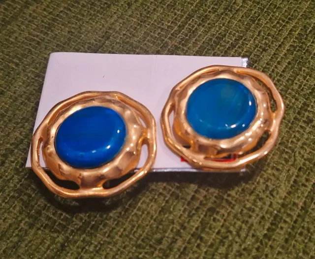 Pendientes Clip Dorados con Piedra Azul