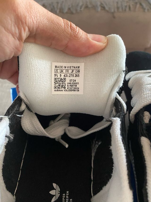 Adidas Campus Negras y Blancas