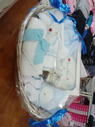 Cesto nascita completo azzurro