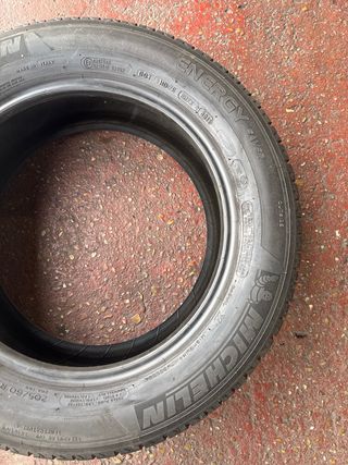 2 Neumáticos Michelin 205/60R16 96H