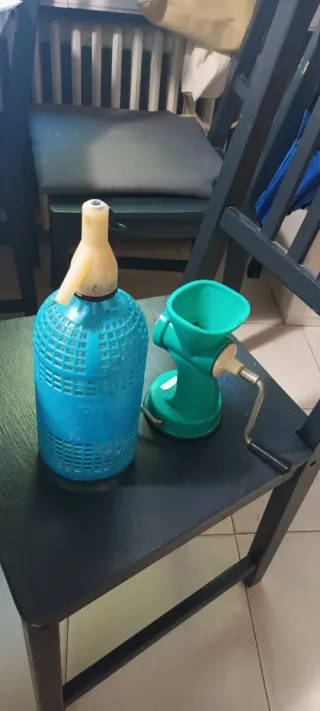 Picadora y sifón vintage.Años 70.