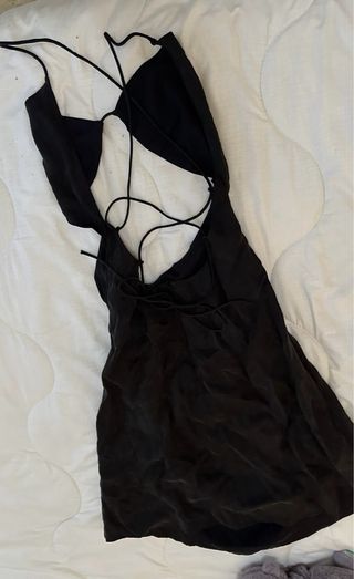 Abito Calvin Klein nero con cut-out, mai indossato
