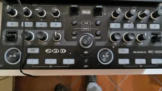 Controlador DJ Zomo MC 1000 MIDI 4 Canais